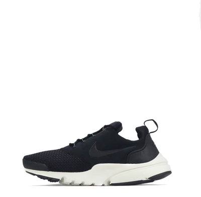 Nike Presto Fly SE Junior Trainers,