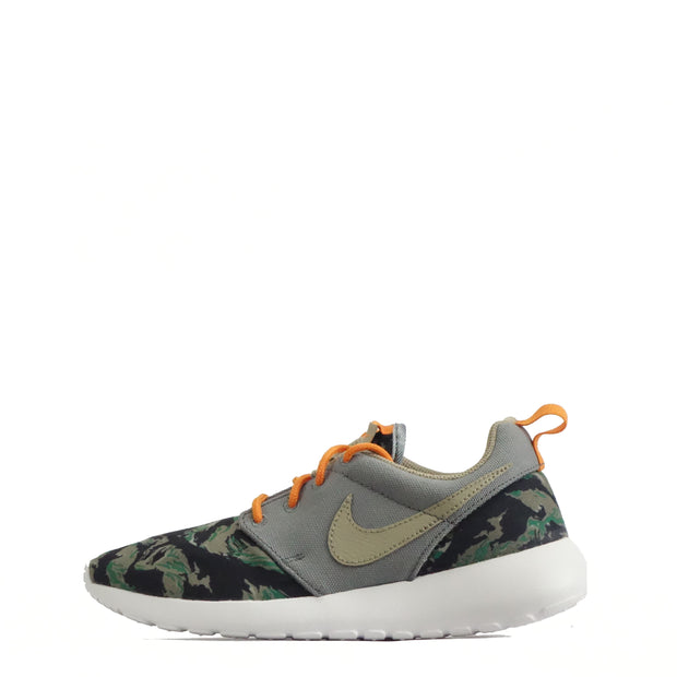 Nike Roshe Print Camo Junior Trainers