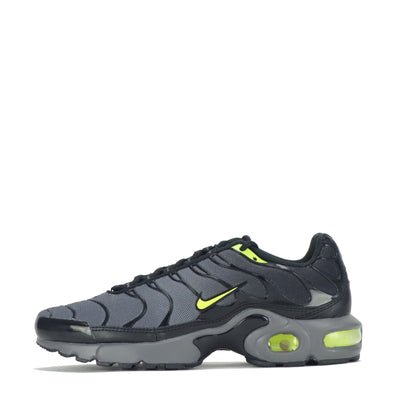 Nike Air Max Plus Junior Trainers